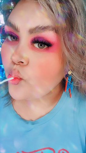 Customer photo review of Crystal Green Contact Lenses(12 months wear)