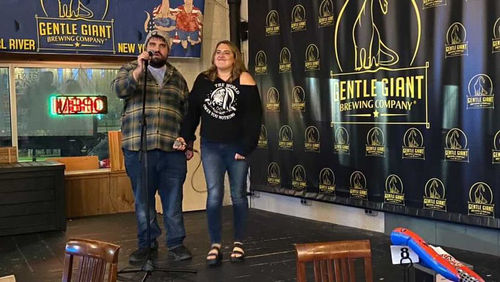 Customer photo review of 166 - World Wide Neck Crop Hoodie