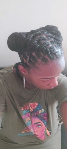 Customer photo review of Braids, Loc & Twist Firm Hold Pomade | 4 oz
