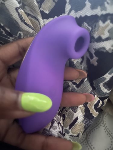 Customer photo review of THE DESIRE VIBE - SUCKING VIBRATOR