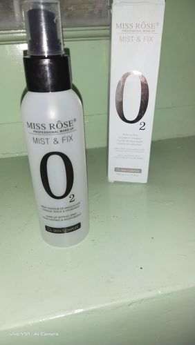 Customer photo review of MISS ROSE Makeup Setting Spray