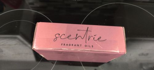 Customer photo review of Scentrie 242 - Inspired by Tom Ford Noir
