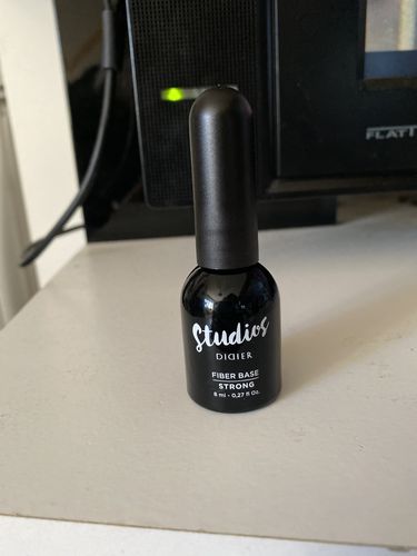 Customer photo review of Base coat Studios Didier Strong Fiber 8ml