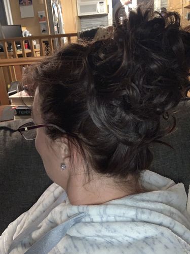 Customer photo review of JuvaBun Messy Bun