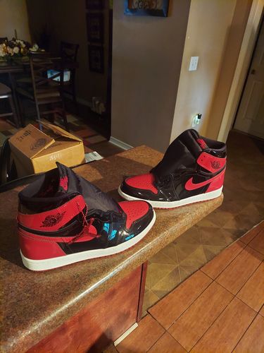 Customer photo review of Jordan 1 Reimagined Bred