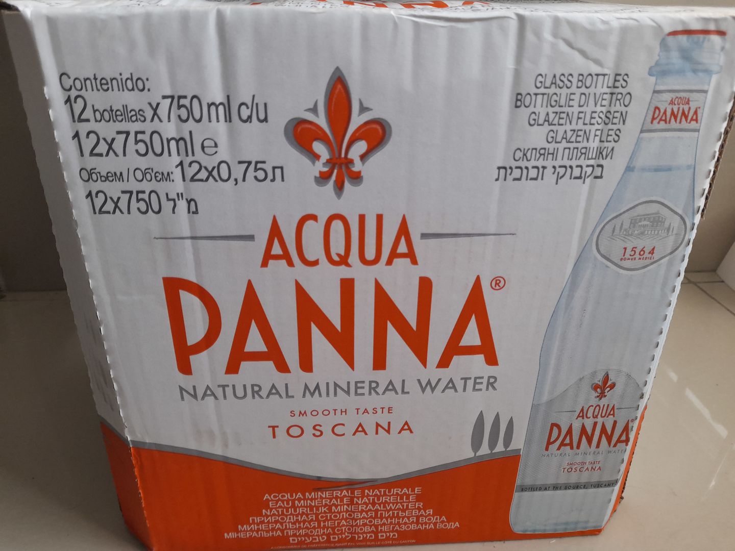 Customer photo review of Acqua Panna | Still Mineral Water 12X750ML