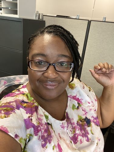 Customer photo review of Refresher Spray w/ Rose Water | 8 oz 20.00% Off Auto renew (Ships every 4 Weeks)