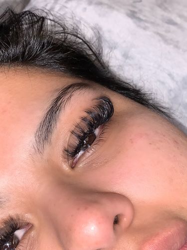 Customer photo review of 0.03 Easy Smart Fan Russian Volume Cashmere Lashes (16 lines)