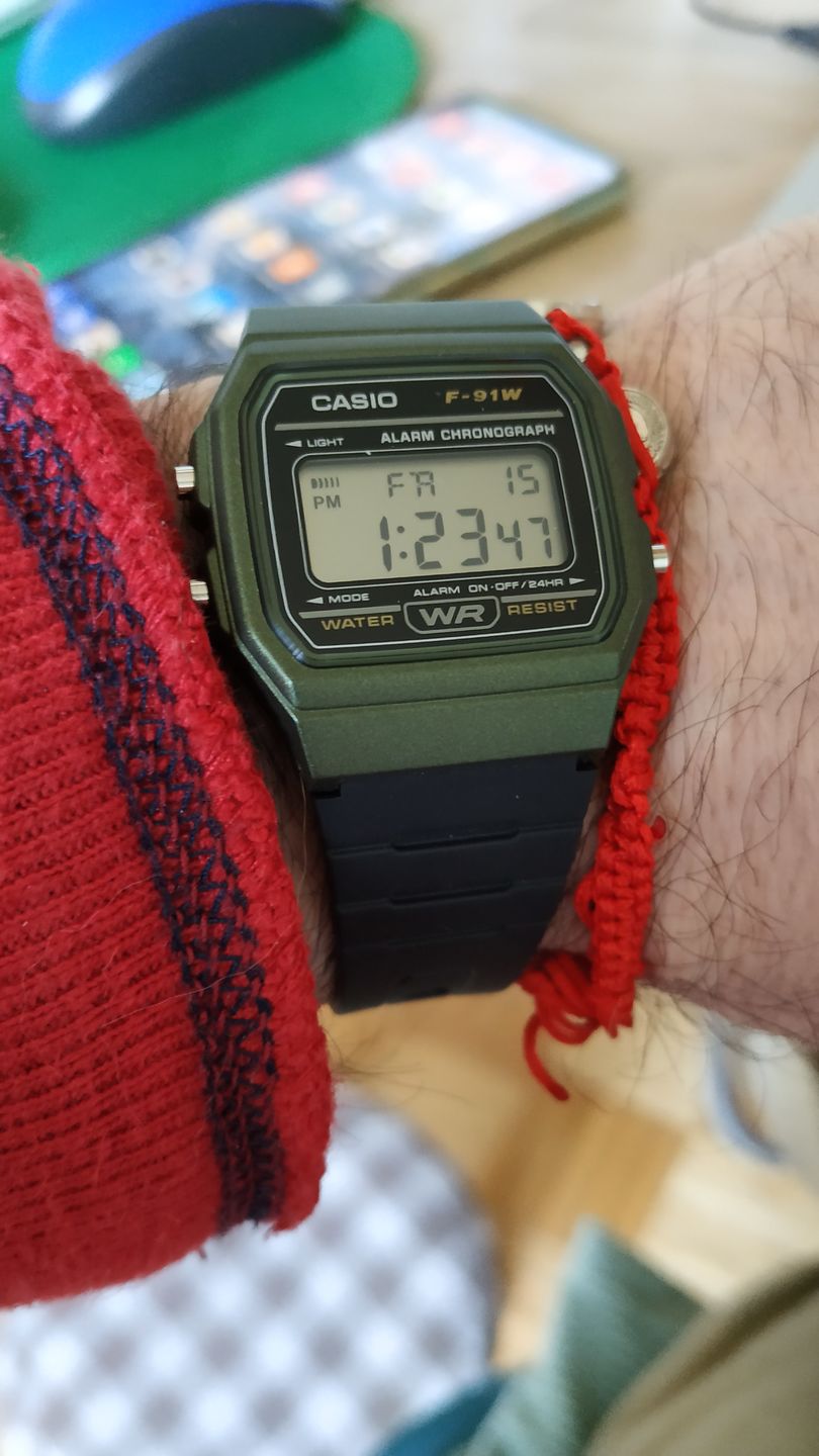 Customer photo review of Reloj Casio Vintage F-91WM-3ADF Verde/Negro