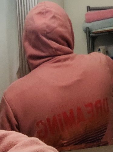 Customer photo review of California Dreaming Mauve Zipper Hoodie