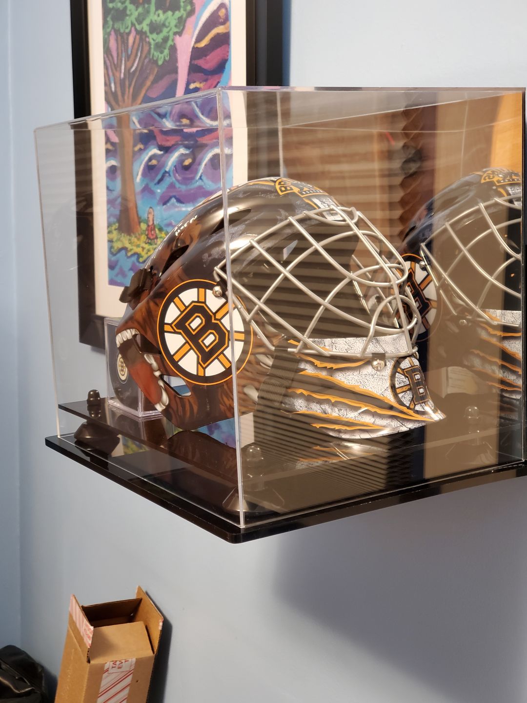 Customer photo review of Acrylic Catchers or Goalie Helmet Display Case - Mirror (V44/A002)