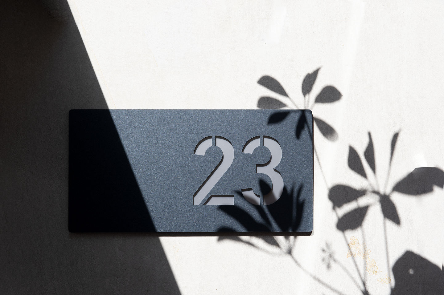 Customer photo review of Numero civico modello Stencil Horizontal
