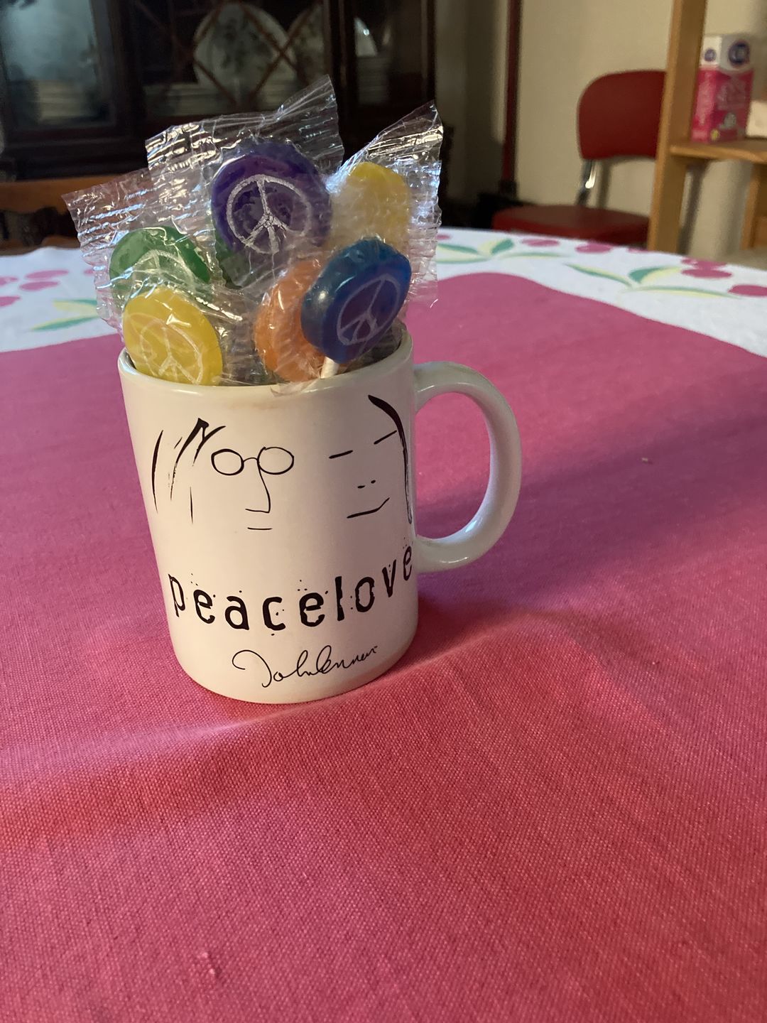 Customer photo review of Hippie Shop Peace Pop Lollipops