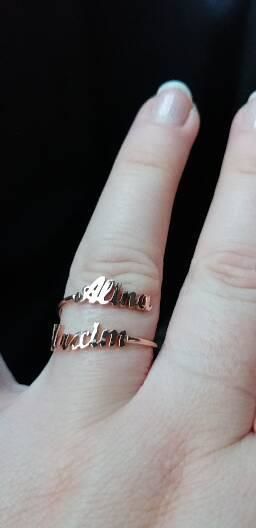Customer photo review of LOANYA Ring mit zwei personalisierten Namen
