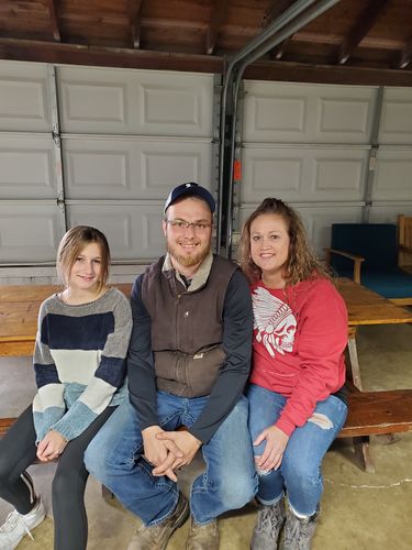 Customer photo review of 3 - Apache Wide Neck Sweatshirt