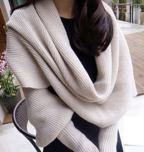 Customer photo review of Écharpe Frileuse 6 en 1 avec manches