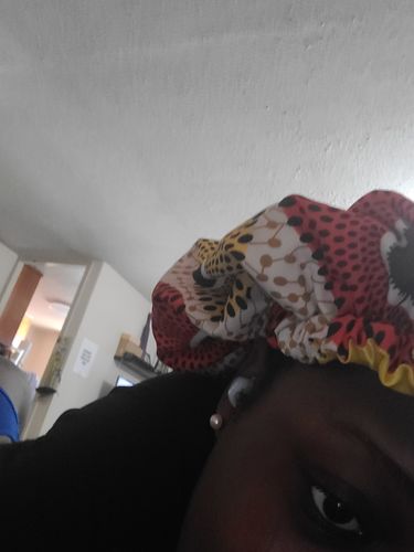 Customer photo review of Locs & Natural Hair Satin Lined Bonnets