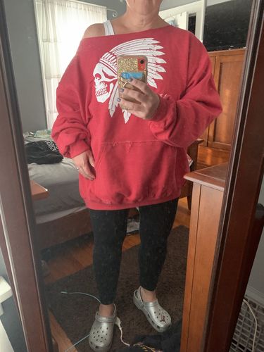 Customer photo review of 3 - Apache Wide Neck Sweatshirt