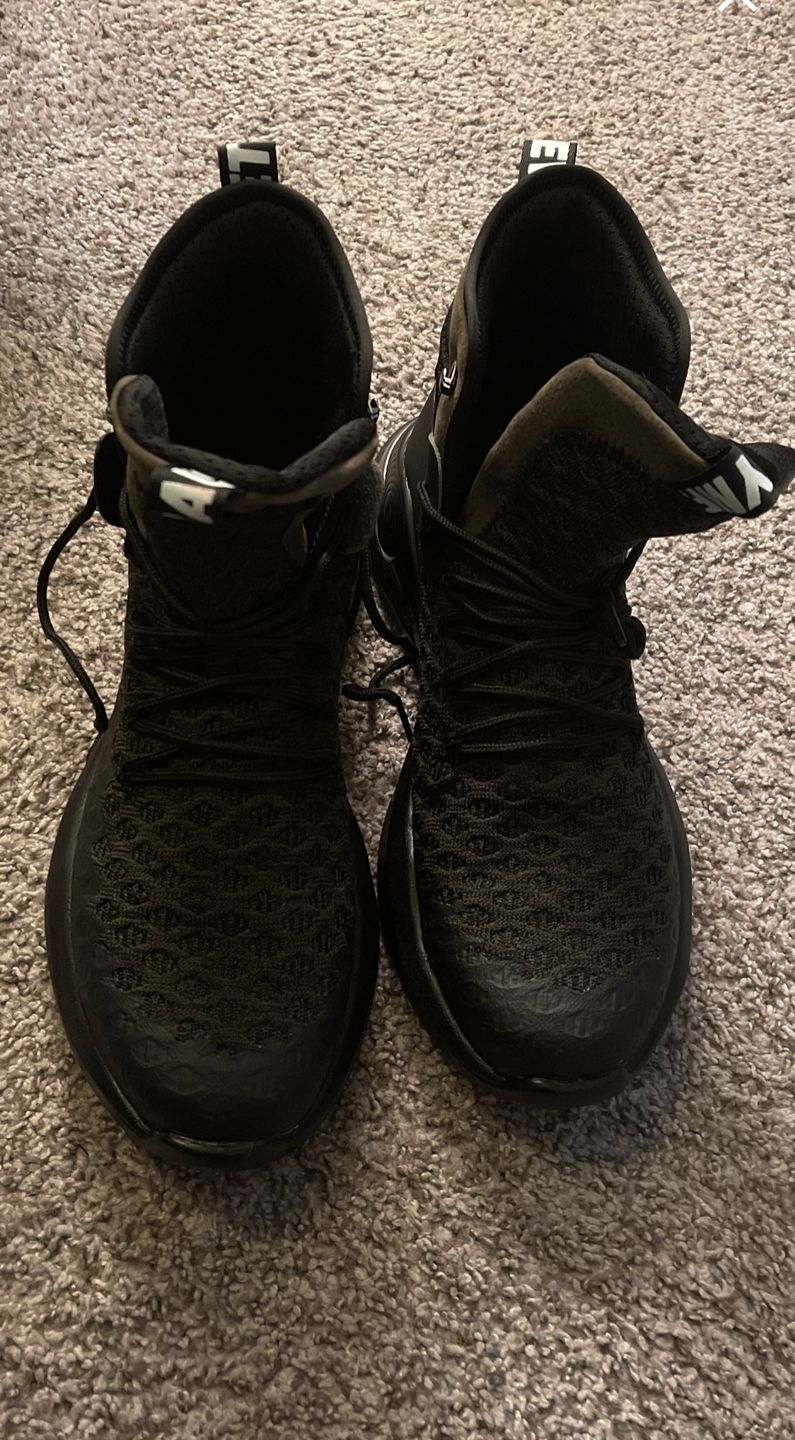 Customer photo review of Maven Puncture Resistant Comfortable Steel Toe Work Boots