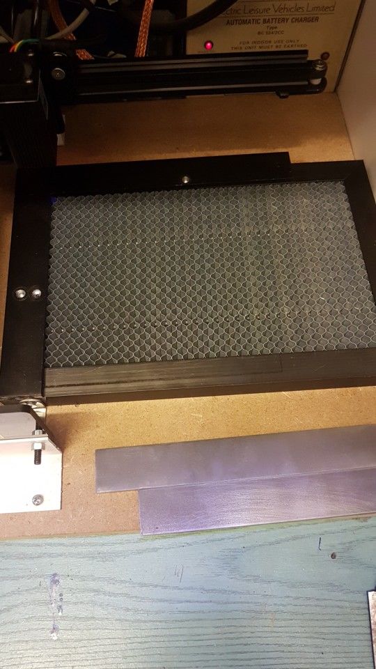 Customer photo review of Cloudray Honeycomb Work Table For Laser Engraver