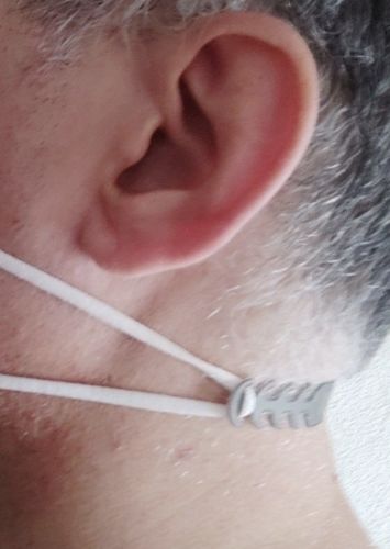 Customer photo review of Maskenhalter Hinterkopf