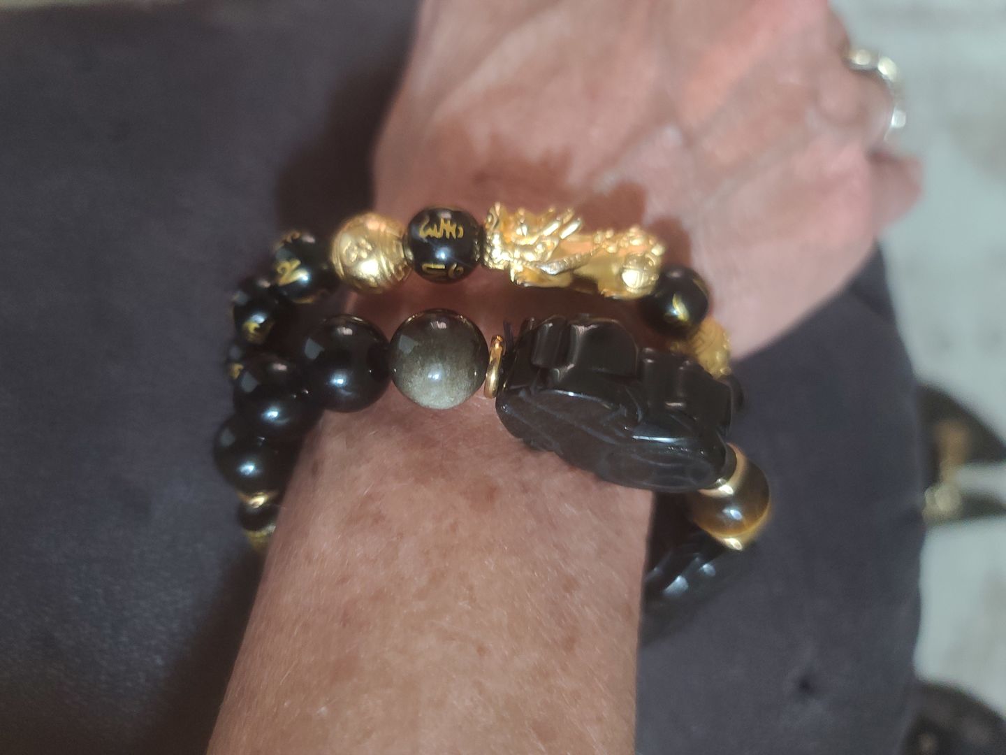 Customer photo review of Pi Yao Obsidian Wealth Bracelet