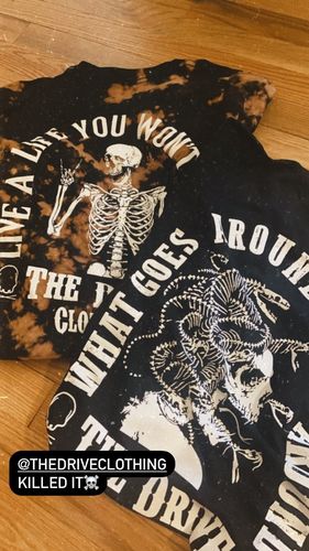 Customer photo review of 197 - Goes Around Tee