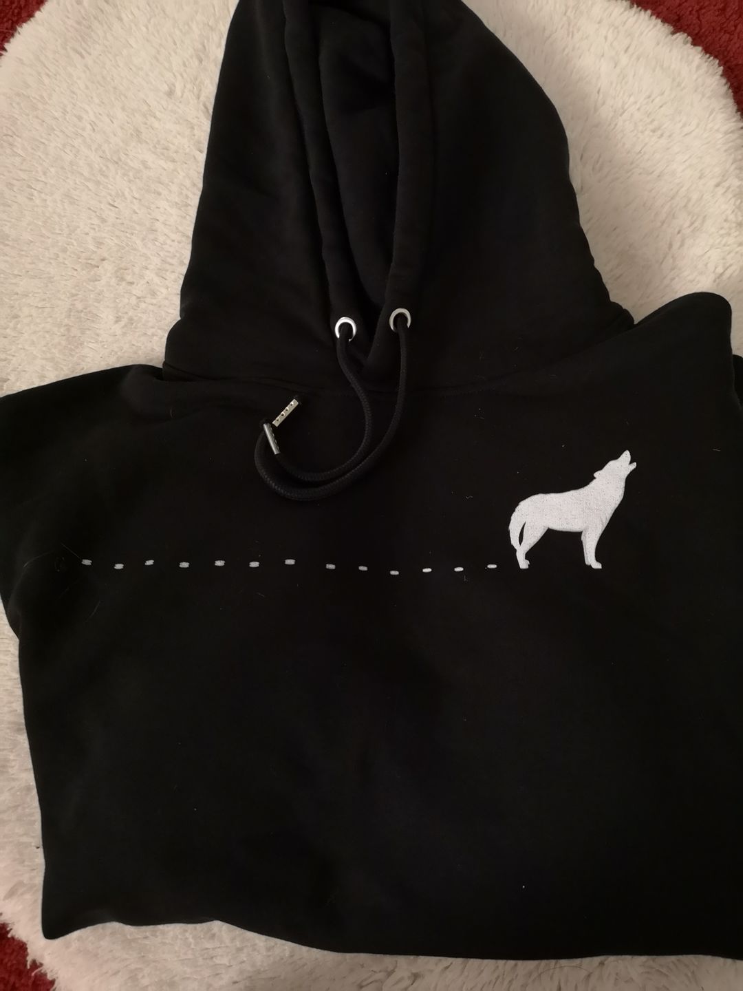 Customer photo review of WOLF SPUR - Bio Unisex Hoodie (PREMIUM)