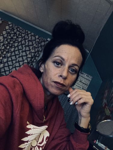 Customer photo review of 1- Apache Crop Hoodie