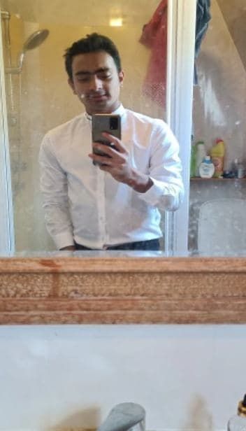 Customer photo review of Stretch Non-iron Anti-wrinkle Shirt