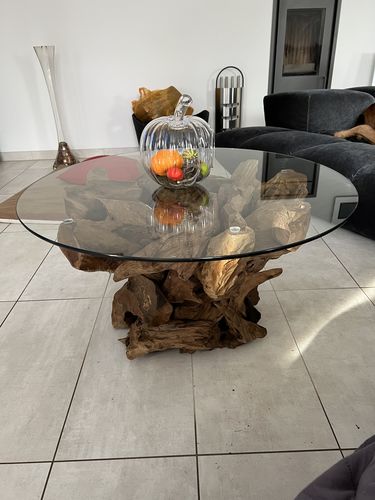 Customer photo review of Wurzelholz Couchtisch IKAL Tisch ink.Glasplatte Ø 80cm