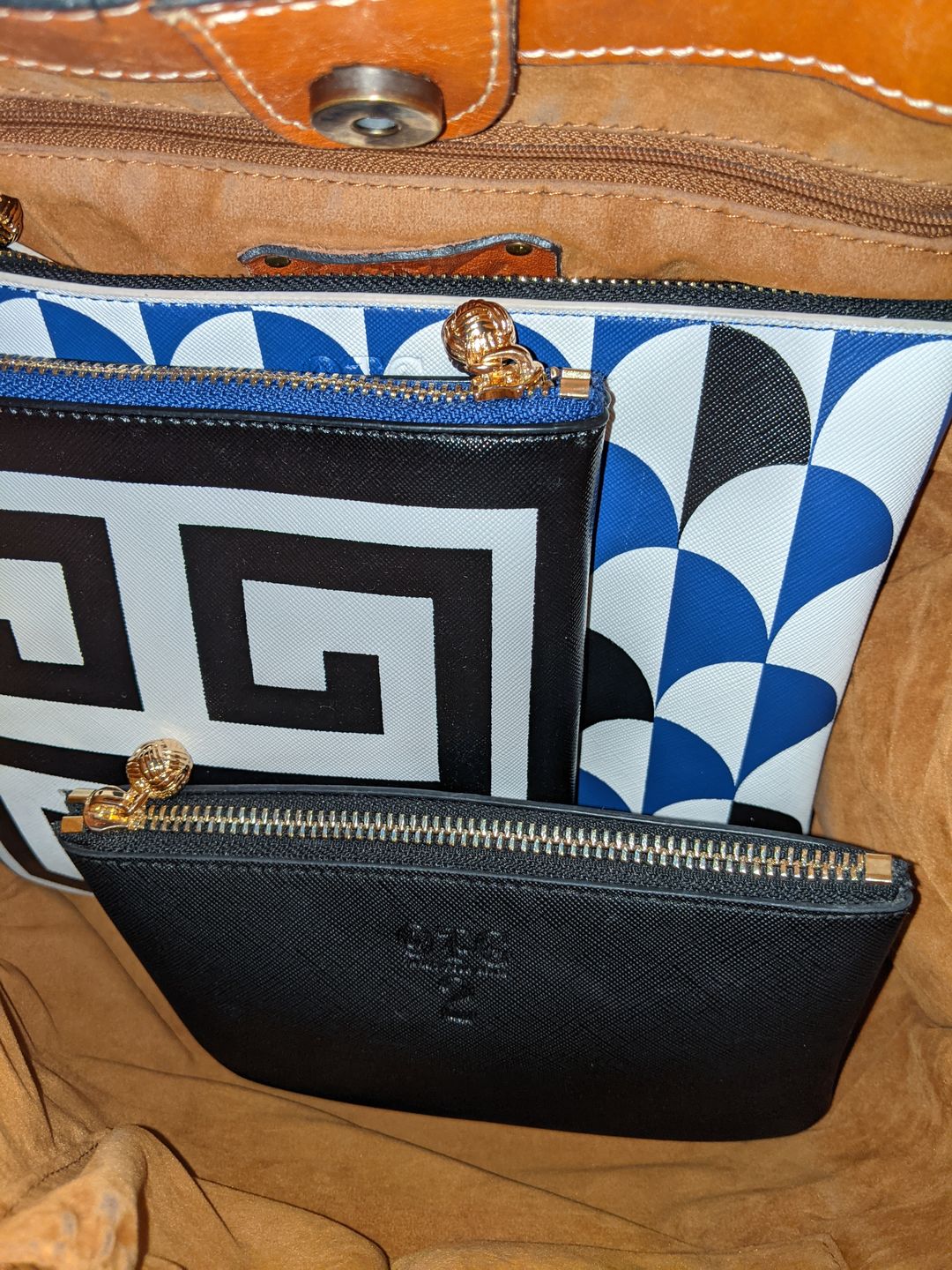 Customer photo review of #4 Lucy Geo Navy