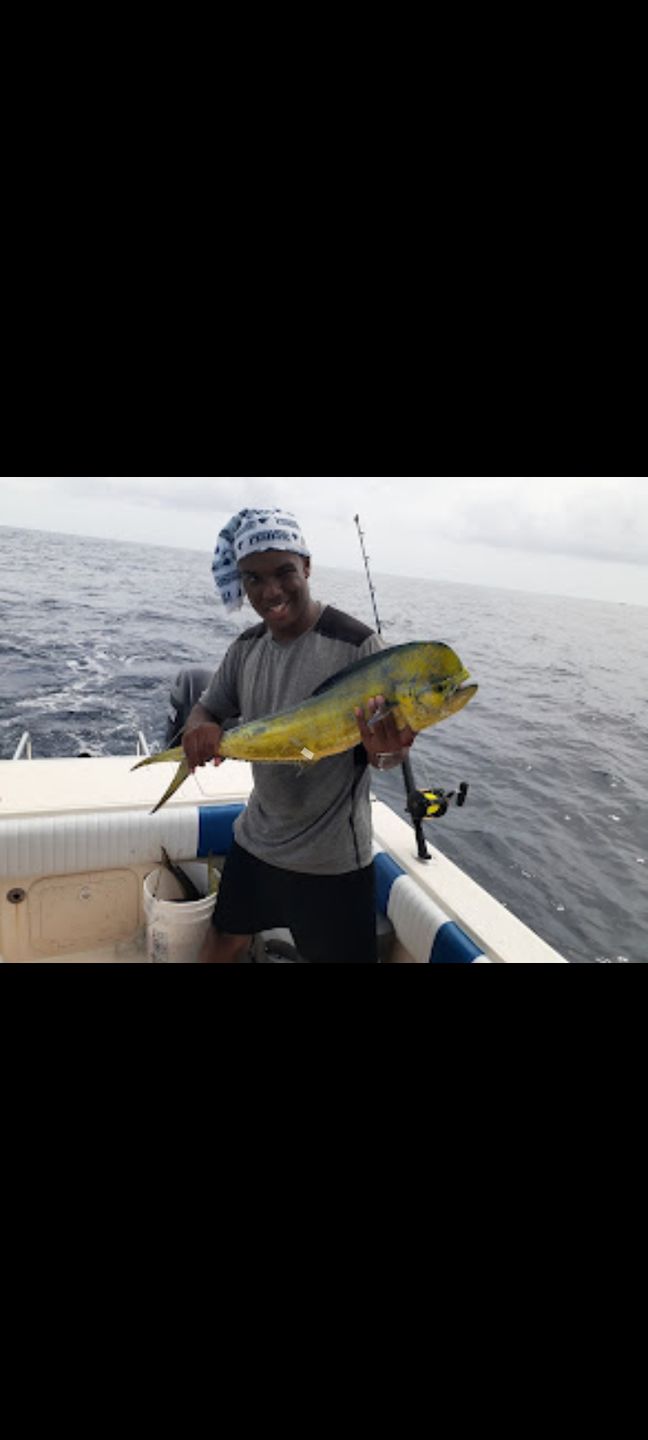 Customer photo review of Tuna Magnet
