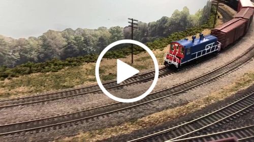 Customer video review of Rapido Trains 27529 EMD SW1200: Grand Trunk (Red/Blue) #1514 (Flexicoil Trucks), DCC & Sound, HO