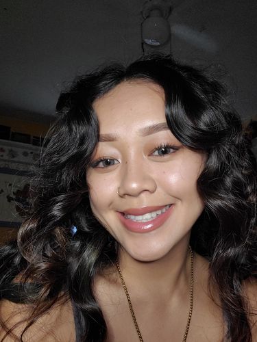 Customer photo review of OMG Kristin - gray