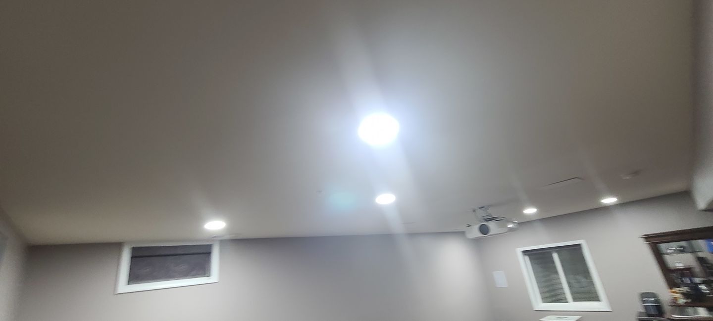 Customer photo review of 6" Ultra-Thin Led Recessed Ceiling Lights, 12W, 900lm, Triac Dimmable, Damp Location, LED Downlight with Junction Box