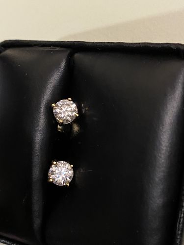 Customer photo review of VVS Moissanite Solitaire Stud Earrings
