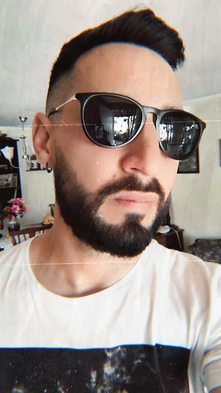 Customer photo review of Wolf Shadow - GOLD