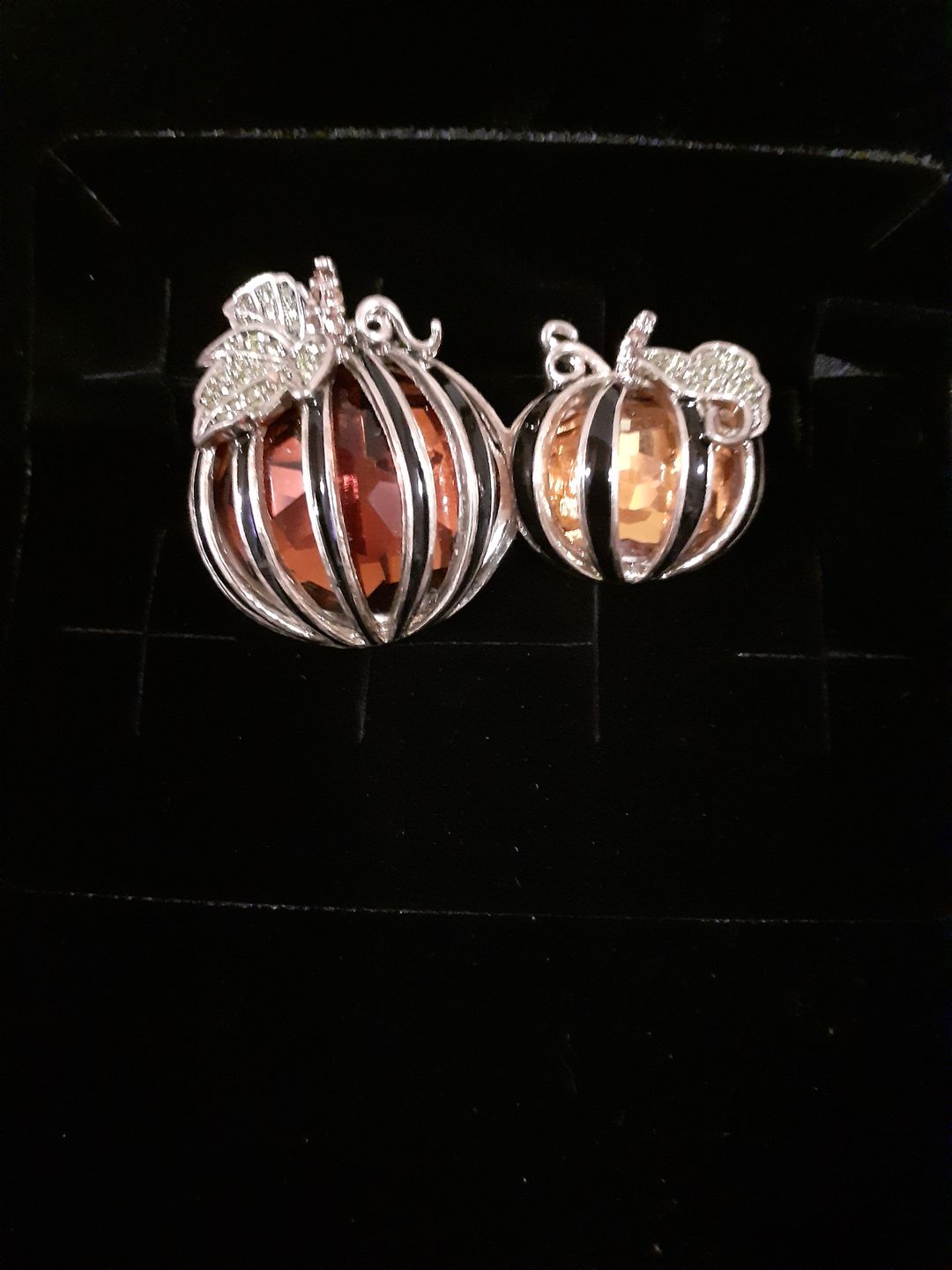 Customer photo review of Heidi Daus®"Precious Pumpkin Patch"Enamel Crystal Pumpkin Pin