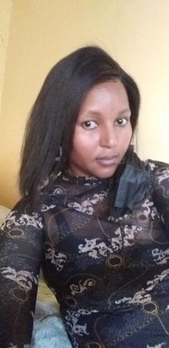 Customer photo review of Brazilian Lace Front Wig - Tara J