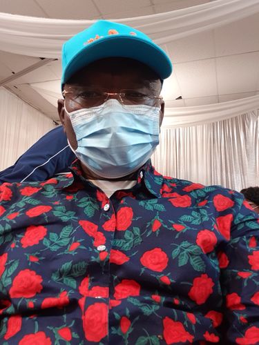 Customer photo review of Chemise casual homme en coton bleu foncé à manches longues