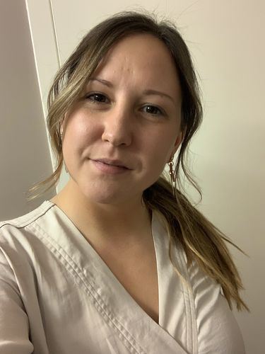 Customer photo review of Gradual Face Tan