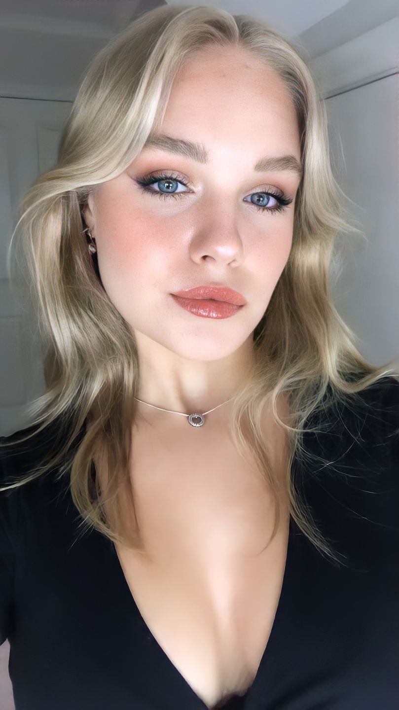 Customer photo review of Mineral Eyeshadow
