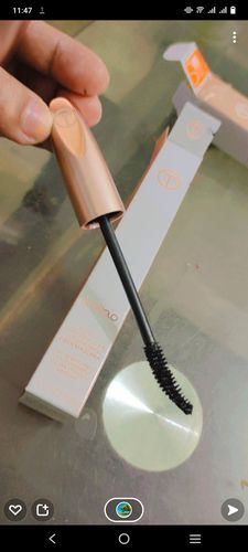 Customer photo review of O.TWO.O 3D INSTANT OVERSIZE VOLUME LENGTHENING MASCARA