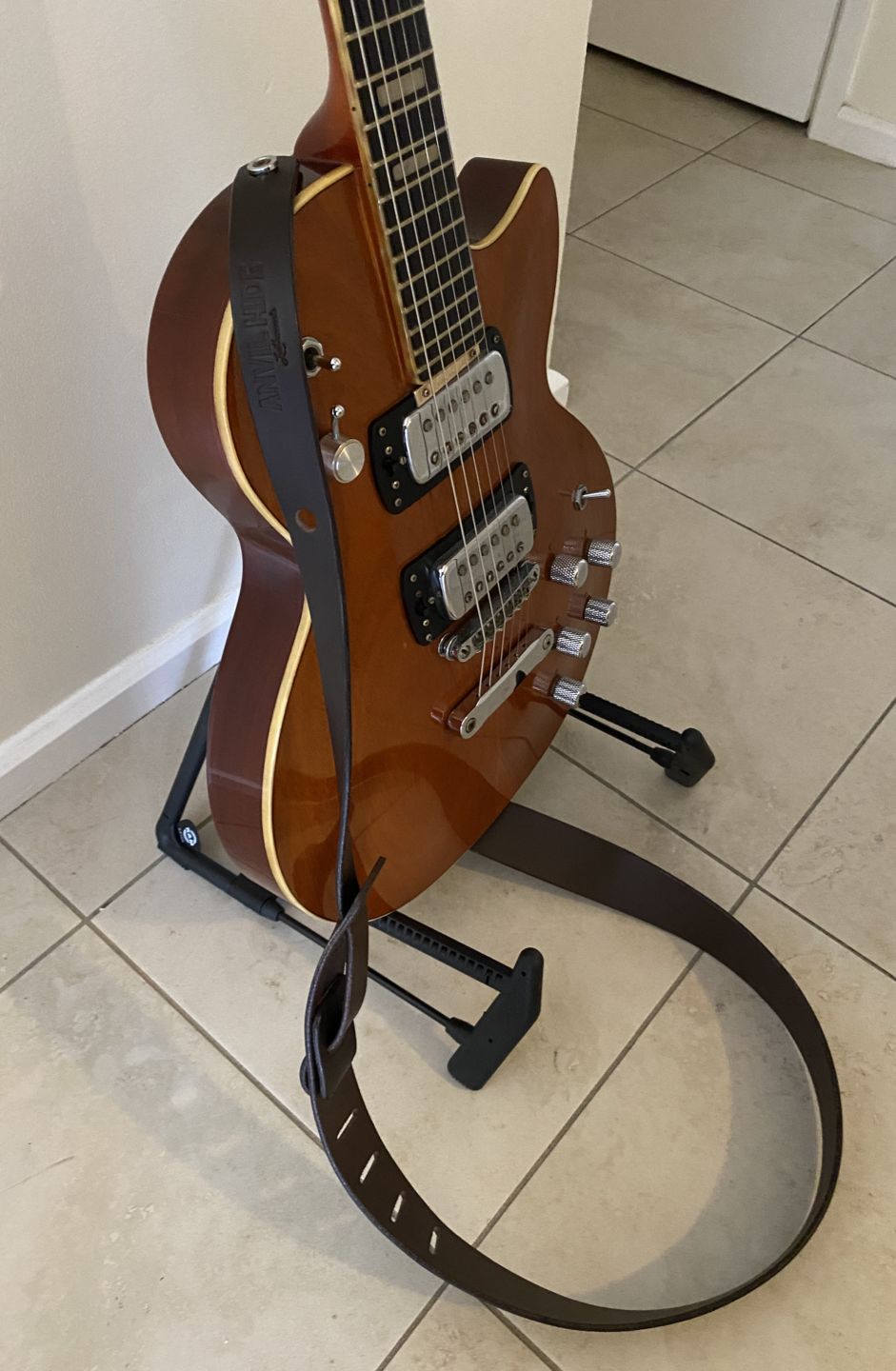 Customer photo review of Guitar strap