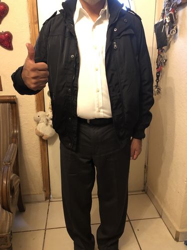 Customer photo review of Chaqueta casual Azul marino con bolsas