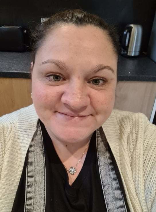Customer photo review of "To my Soulmate" - Silver Love knot necklace