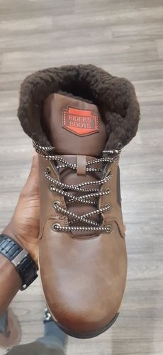 Customer photo review of Waterproof Warm Fur Leather Snow Boots