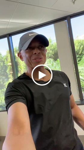 Customer video review of Men's Heat Trapping T-Shirt