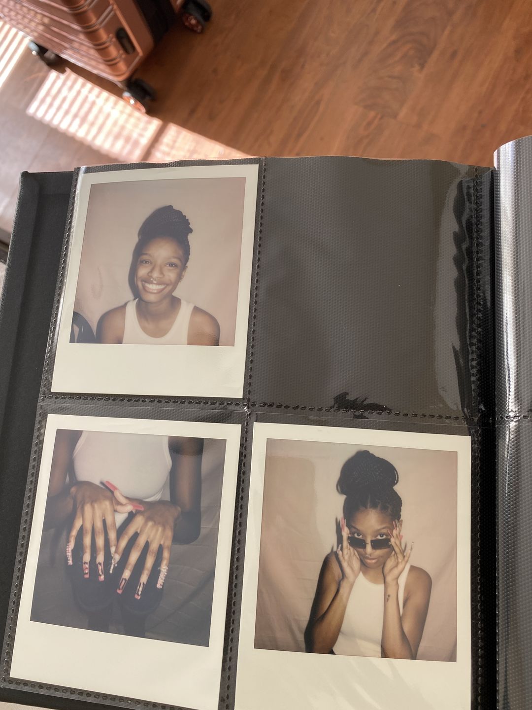 Customer photo review of Polaroid Photo Album Black - Large - 160 Photos